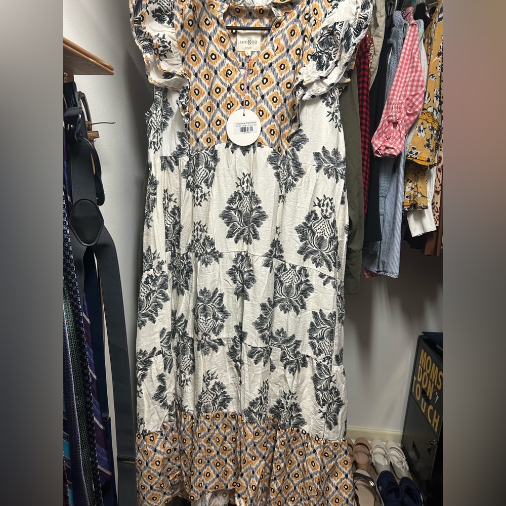 Umgee Cream and Gray Puff Sleeve Sundress